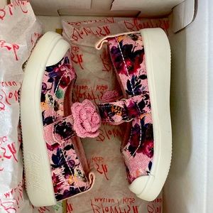 Girls size 5 Blowfish Mary Janes